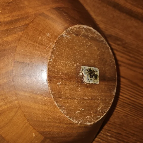 Vintage Salad Bowls - Picture 9 of 10